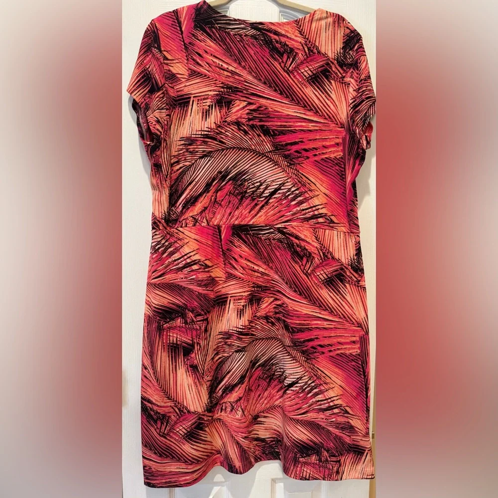 Chico’s Pink and Orange Palm Midi Dress 🌴 - Picture 5 of 6